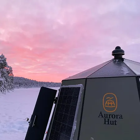شقة Unique Warm Glass Igloo On A Frozen In Ivalo