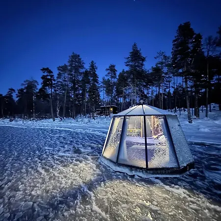شقة Unique Warm Glass Igloo On A Frozen In Ivalo *